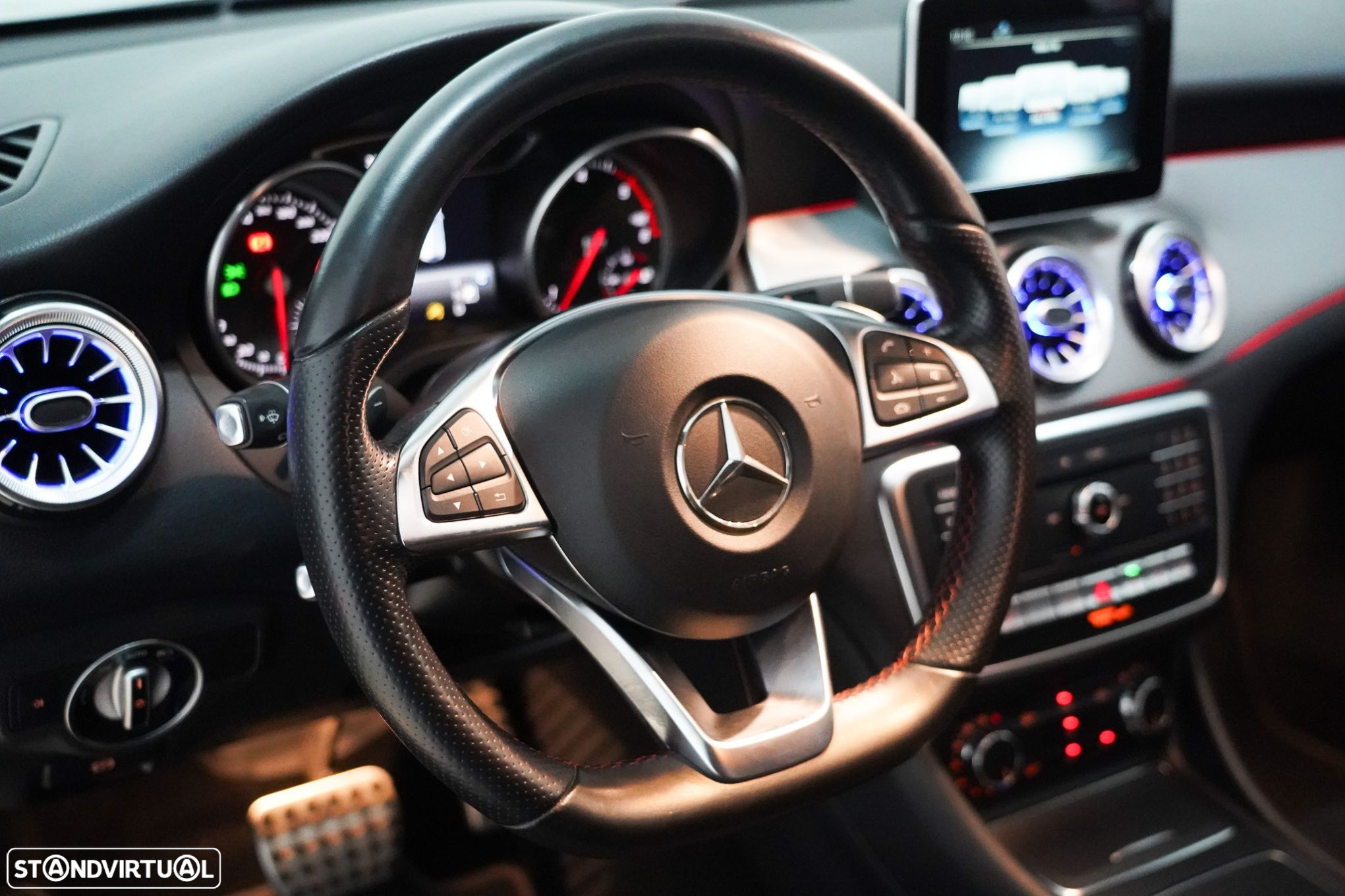 Mercedes-Benz CLA 200 d Shooting Brake AMG Line Aut. - 9