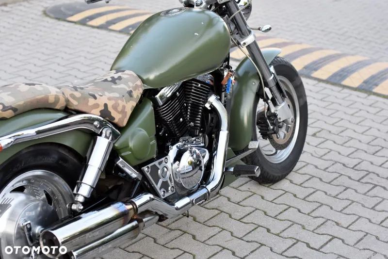 Suzuki Marauder - 16