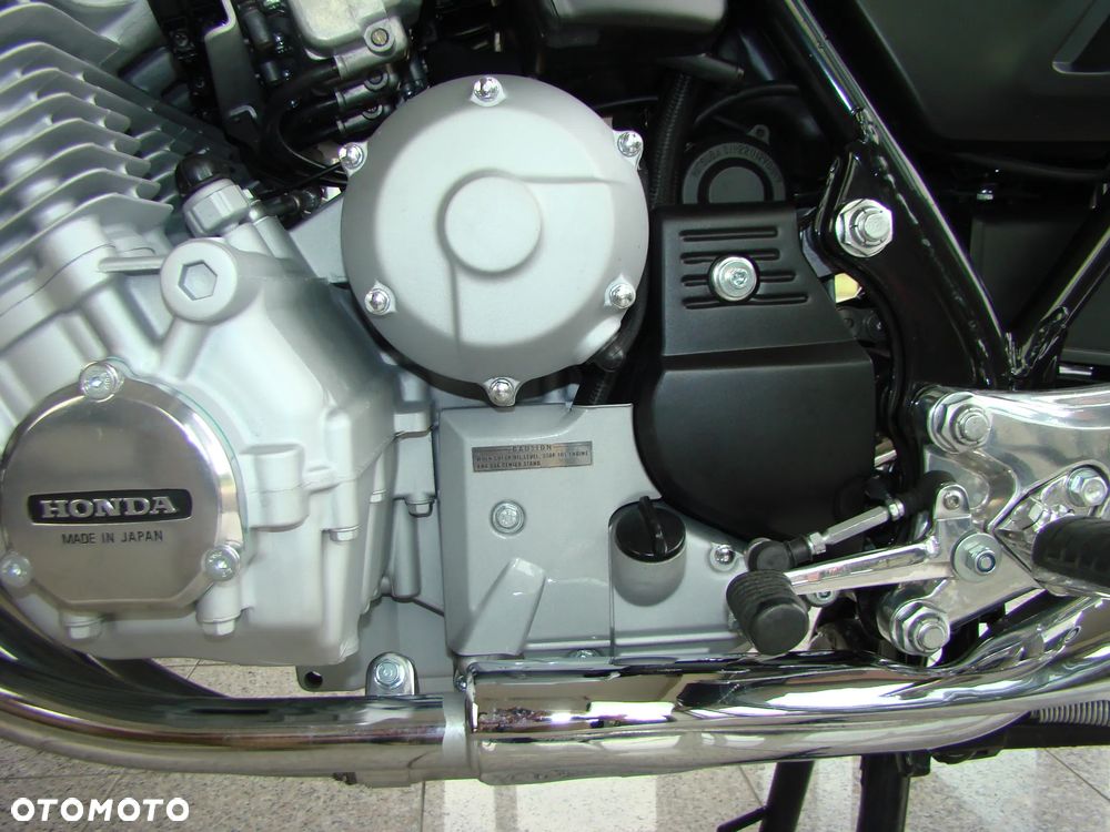 Honda CBX - 32