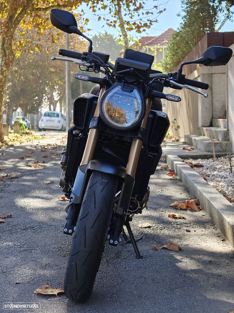 Honda CB 650R E-Clutch + Pack Confort - 25