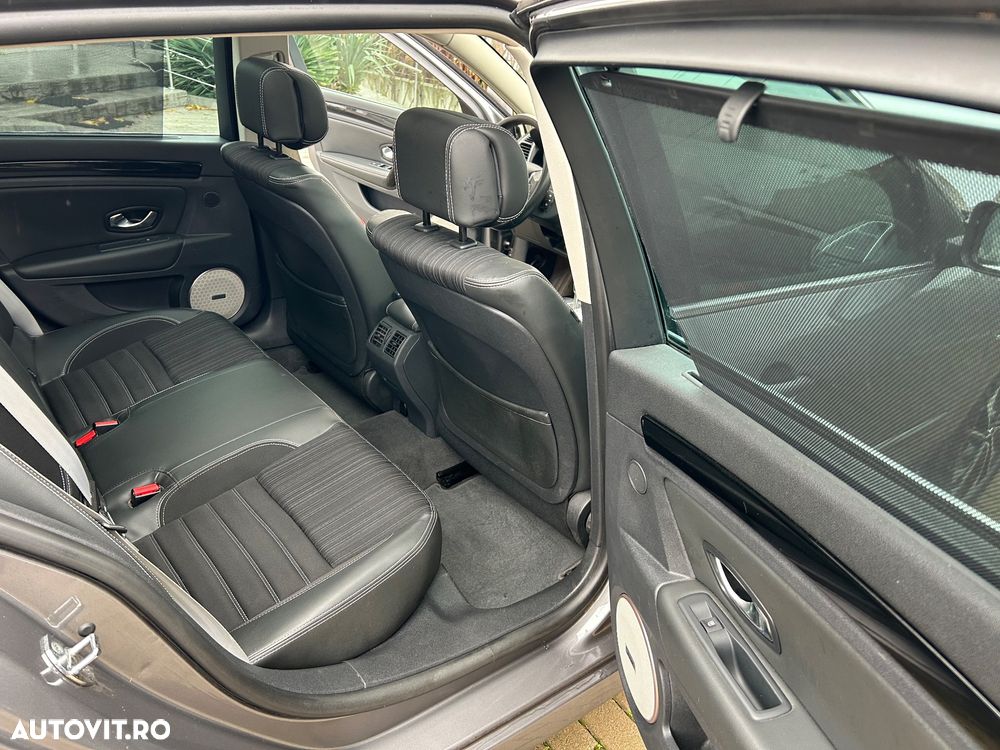 Renault Laguna Grandtour dCi 110 FAP EDC Bose Edition - 29