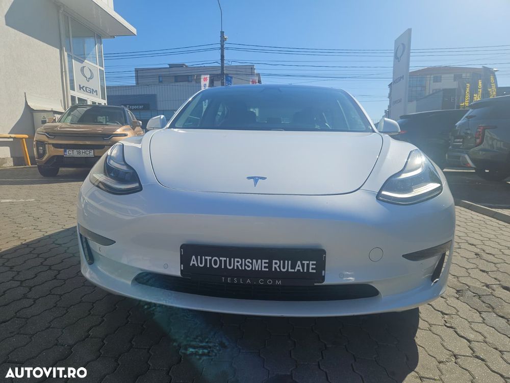 Tesla Model 3 - 2