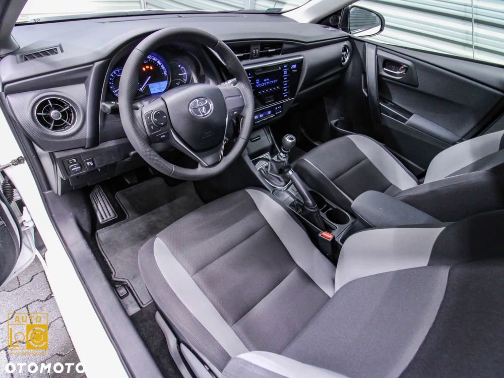 Toyota Auris 1.33 VVT-i Active - 17