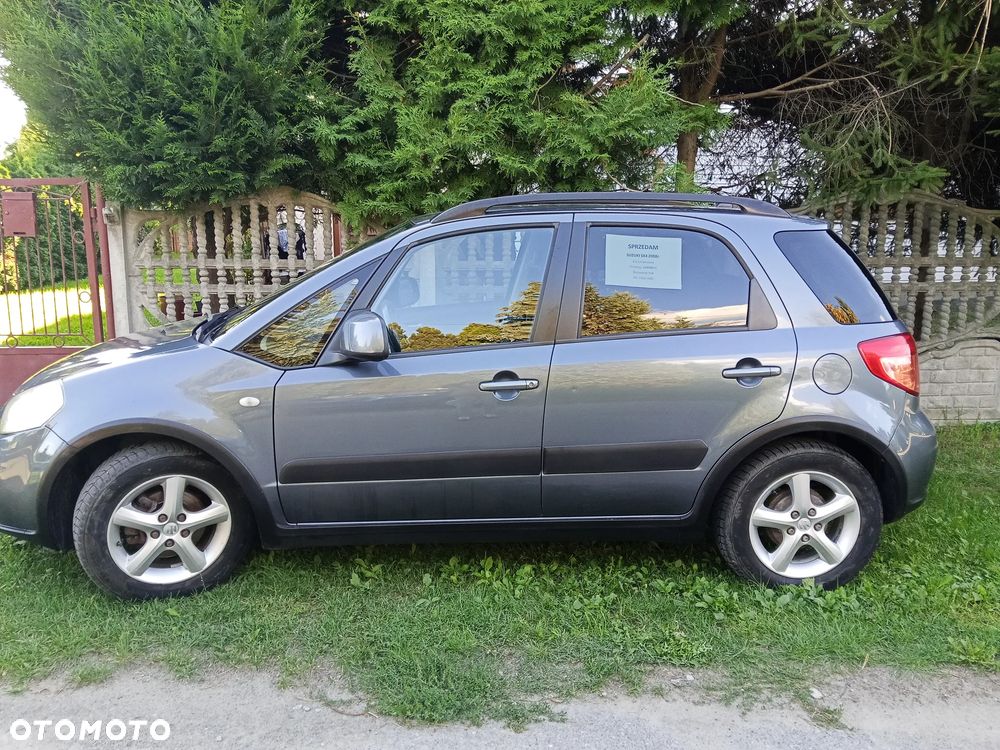Suzuki SX4 1.6 GLX / Comfort - 1