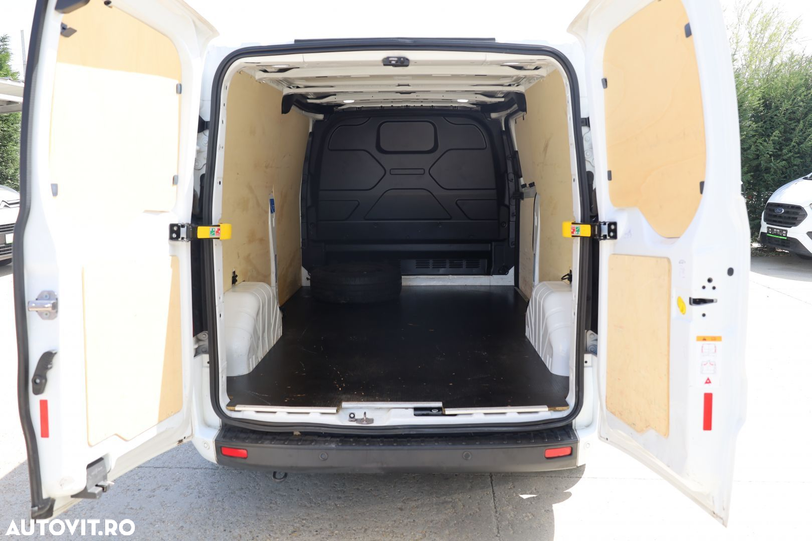 Ford Transit Custom L2H1 Mild-Hibrid Eco MHEV - 12