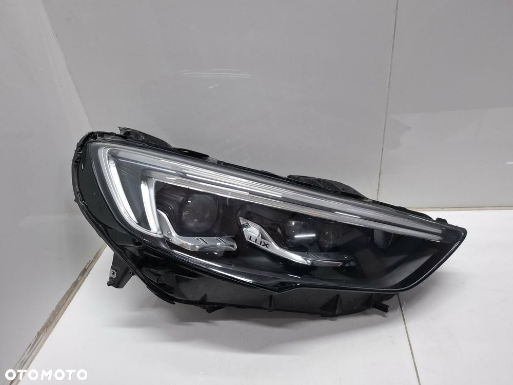 LAMPA PRAWA PRZEDNIA PRZÓD OPEL INSIGNIA B II 17-20 ILUX FULL LED 39195646 IDEALNA