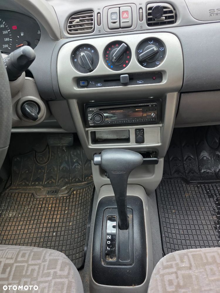 Nissan Micra 1.4 Comfort Plus CVT - 12