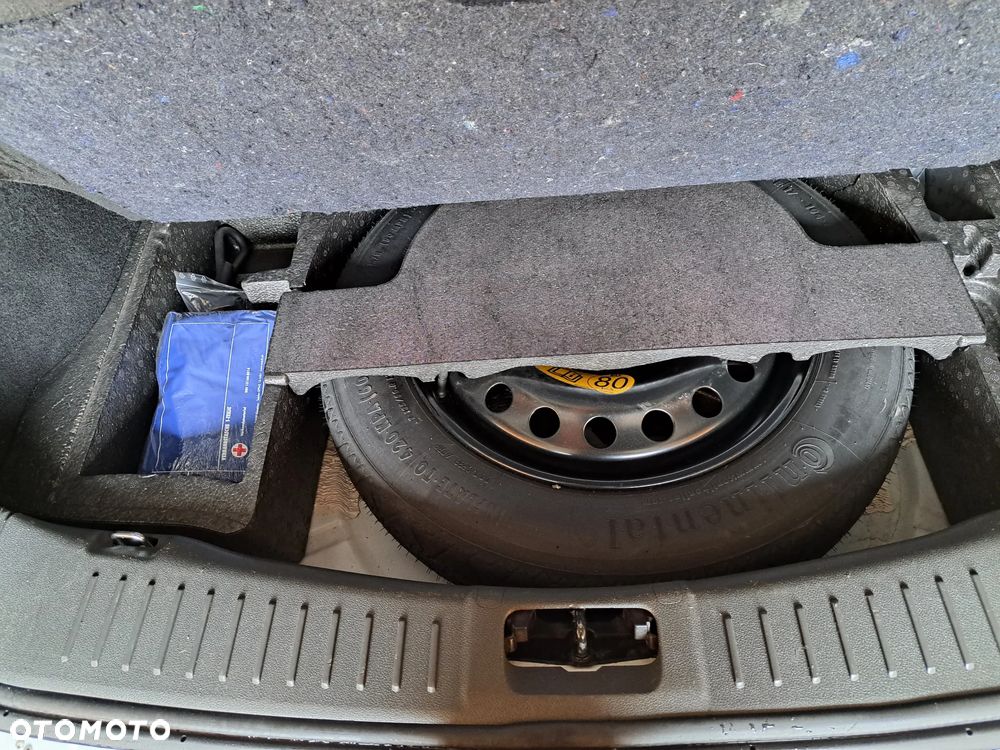Ford Kuga 2.0 TDCi Titanium - 25