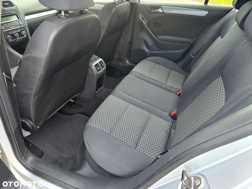 Volkswagen Golf 1.6 Comfortline - 8