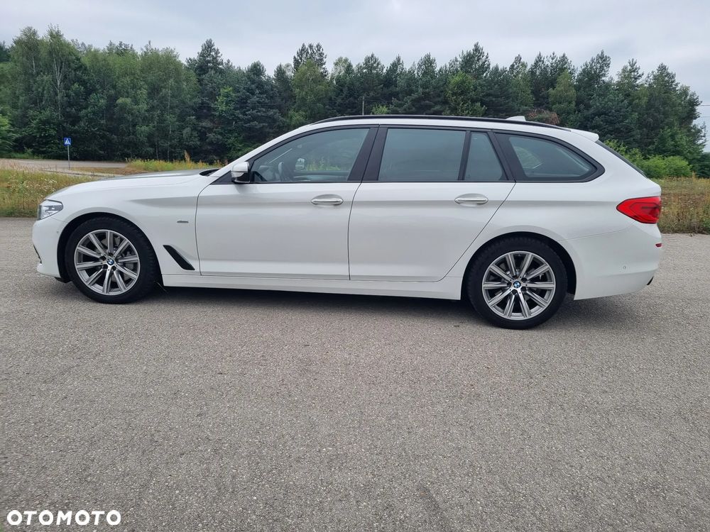 BMW Seria 5 525d Sport Line sport - 7