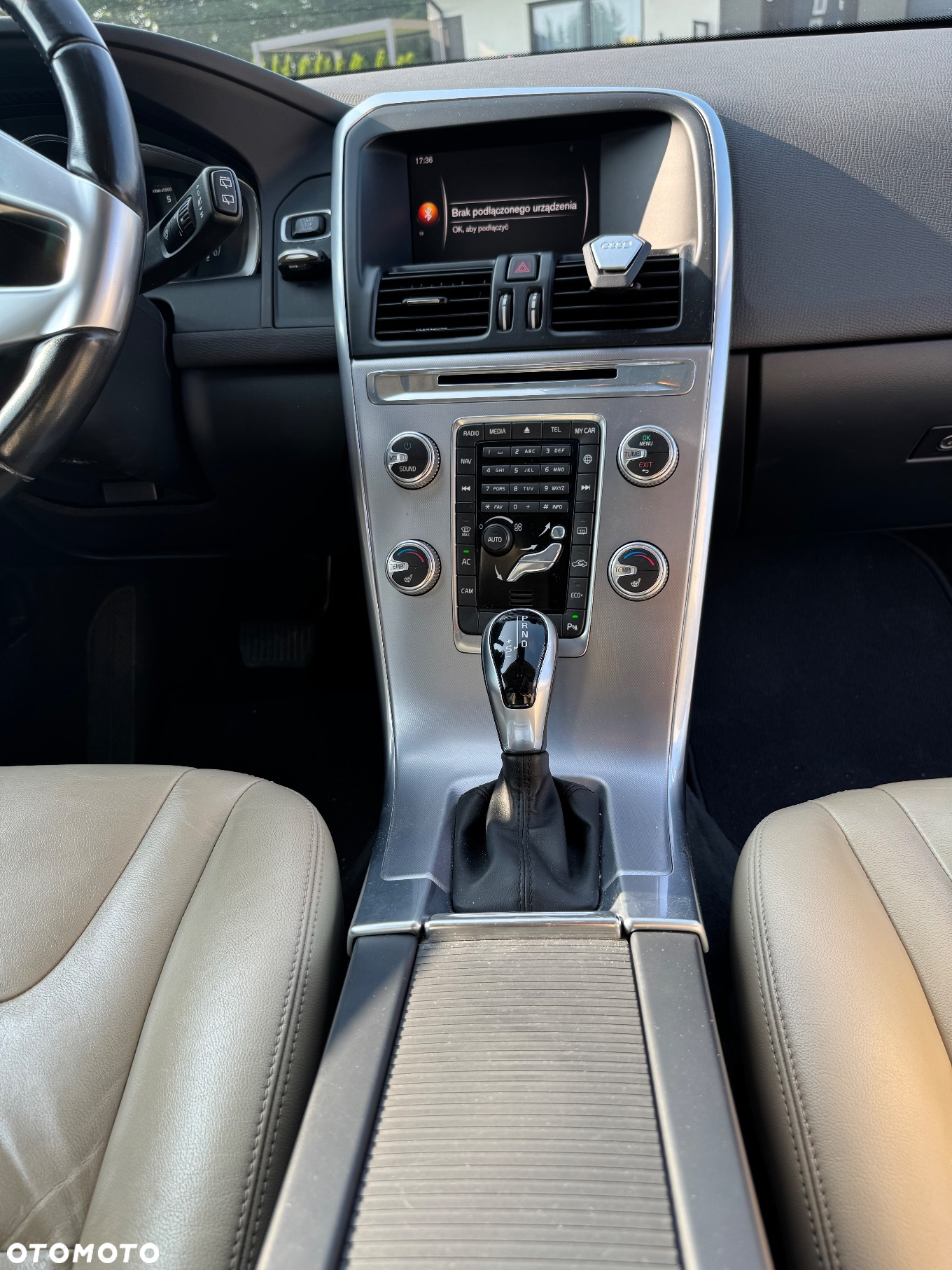 Volvo XC 60 - 18