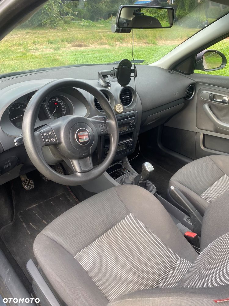 Seat Ibiza 1.2 12V Reference - 8
