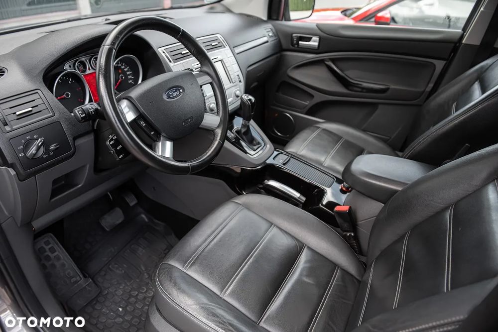 Ford Kuga 2.0 TDCi 4WD Titanium Plus - 6