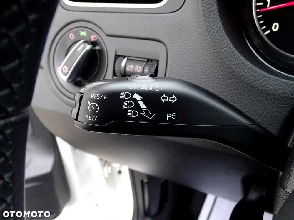 Volkswagen Polo 1.2 TSI DSG Comfortline - 17