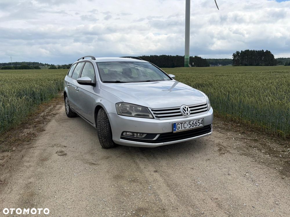 Volkswagen Passat 2.0 TDI Highline DSG - 2