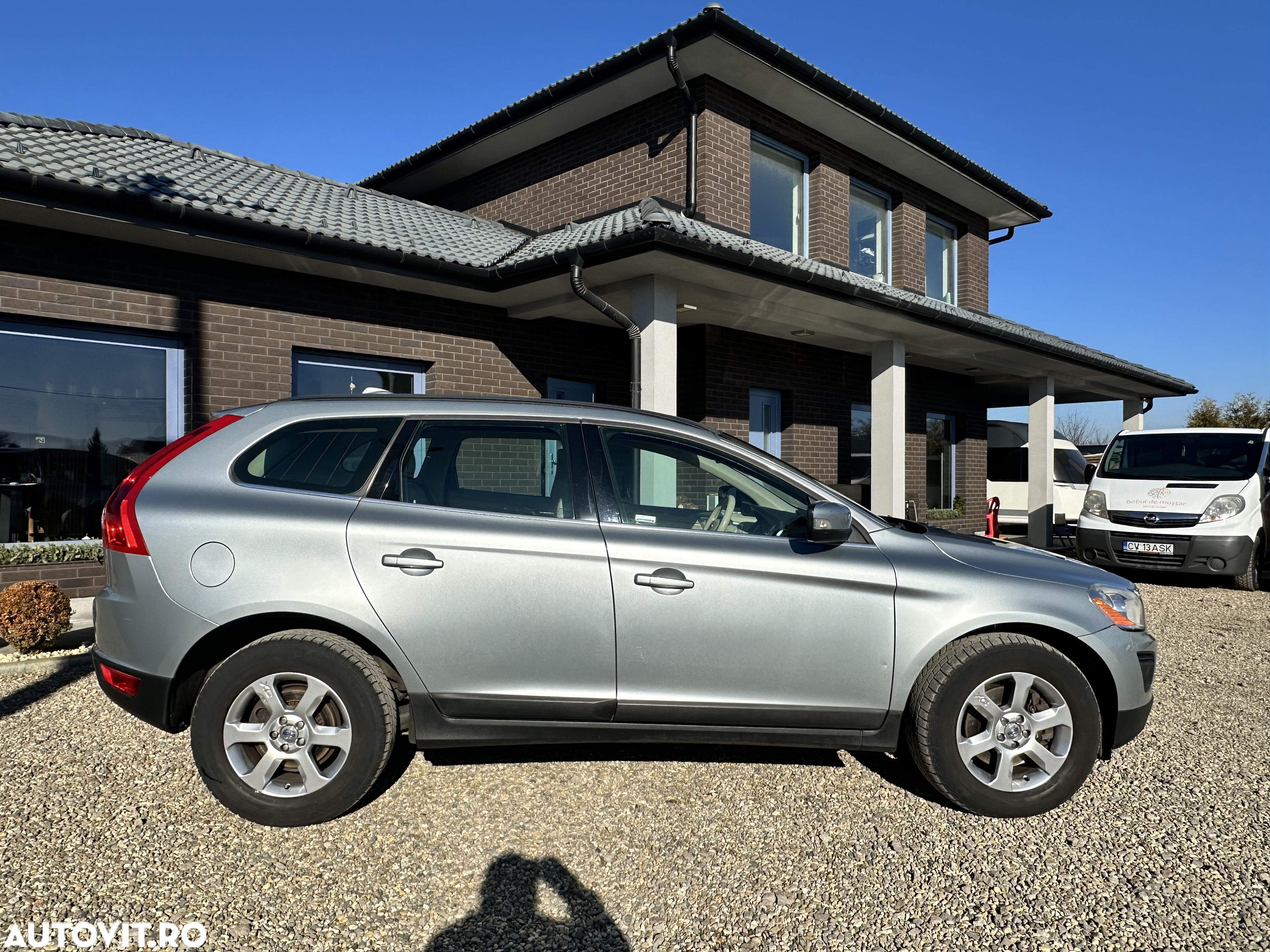 Volvo XC 60 2.4D Aut. Momentum - 6