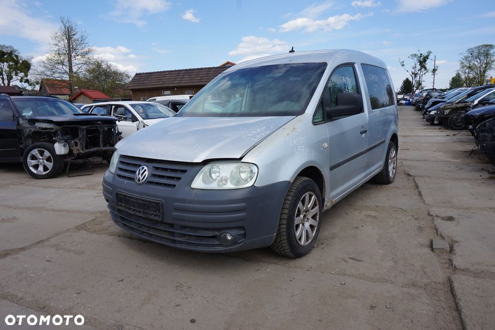 VOLKSWAGEN CADDY III PH1 2005 LA7W 1.9 TDI BJB 105KM GQR SREBRNY na części - 1