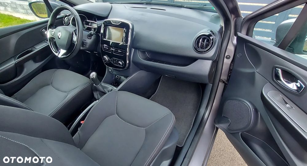 Renault Clio 1.2 16V 75 Experience - 29