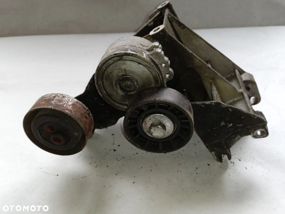 ŁAPA WSPORNIK SILNIKA CITROEN C5 96348179 96348179880 - 1
