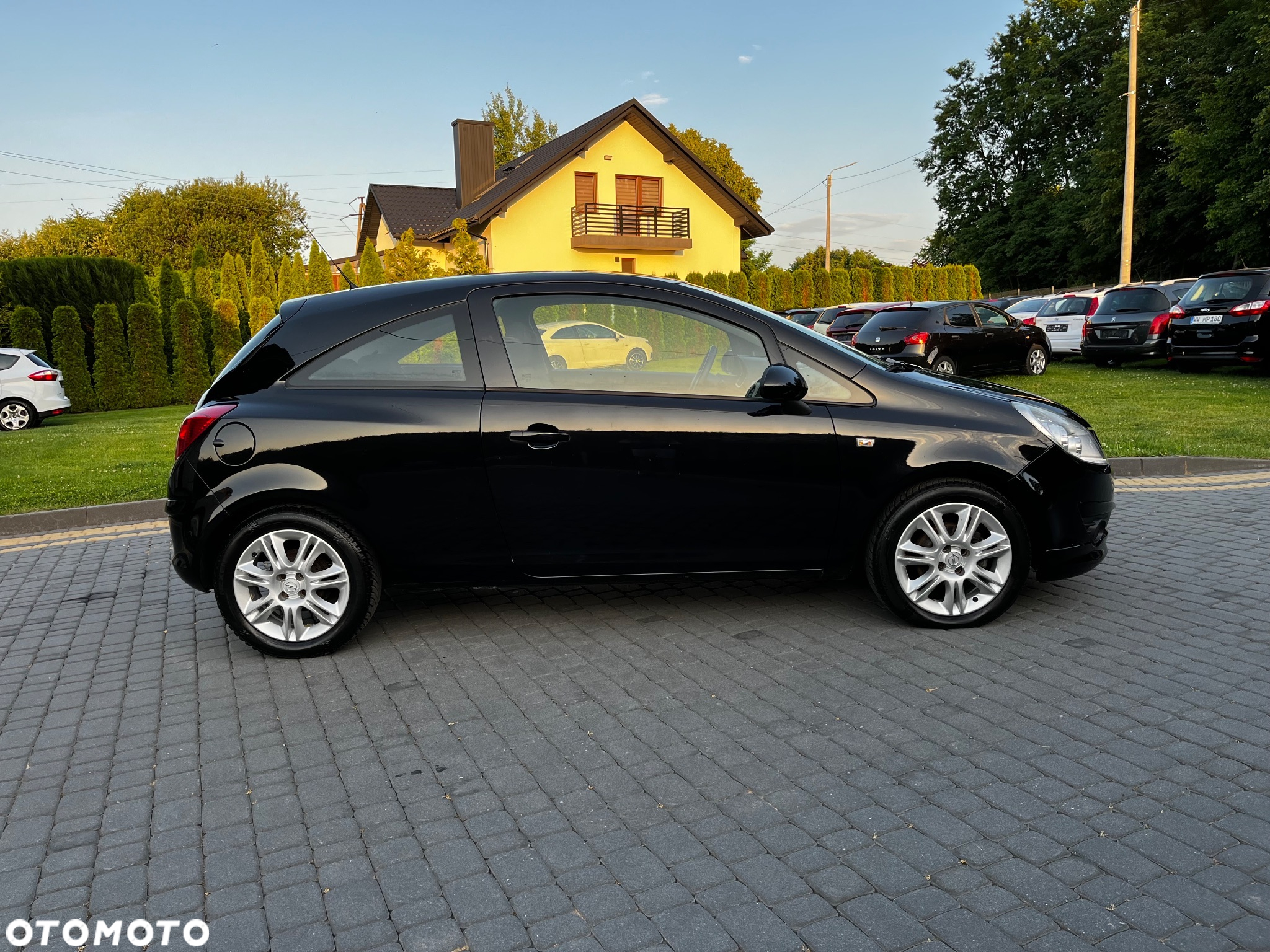 Opel Corsa 1.2 16V - 2