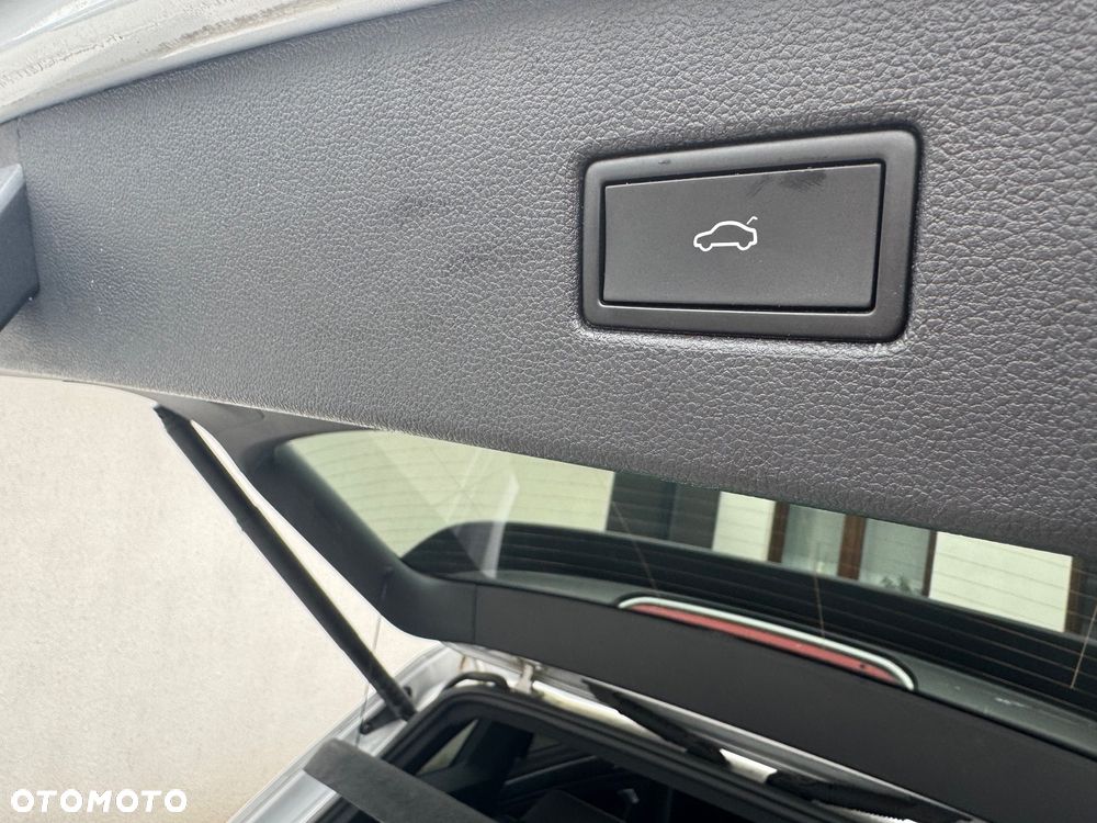 Volkswagen Tiguan 2.0 TDI SCR DSG R-Line - 14