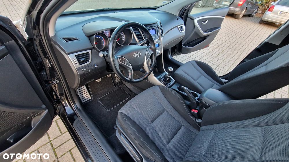 Hyundai i30 1.6 CRDi Comfort - 14