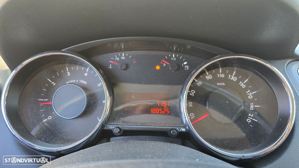 Peugeot 5008 1.6 THP Sport - 17