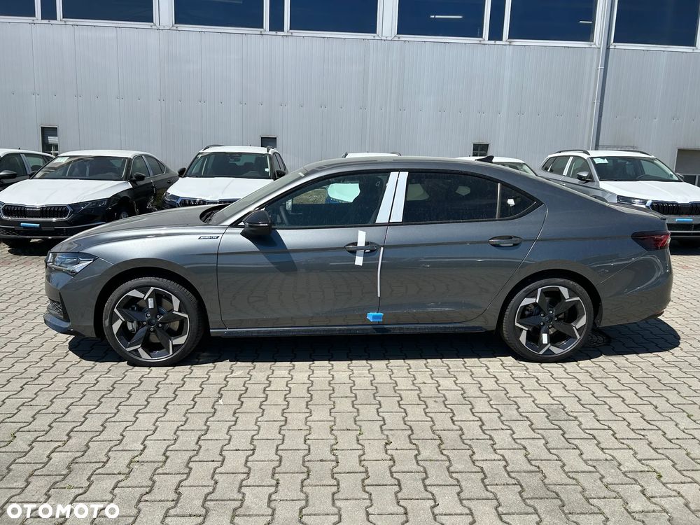 Skoda Superb 2.0 TDI SCR 4x4 Sportline DSG - 6