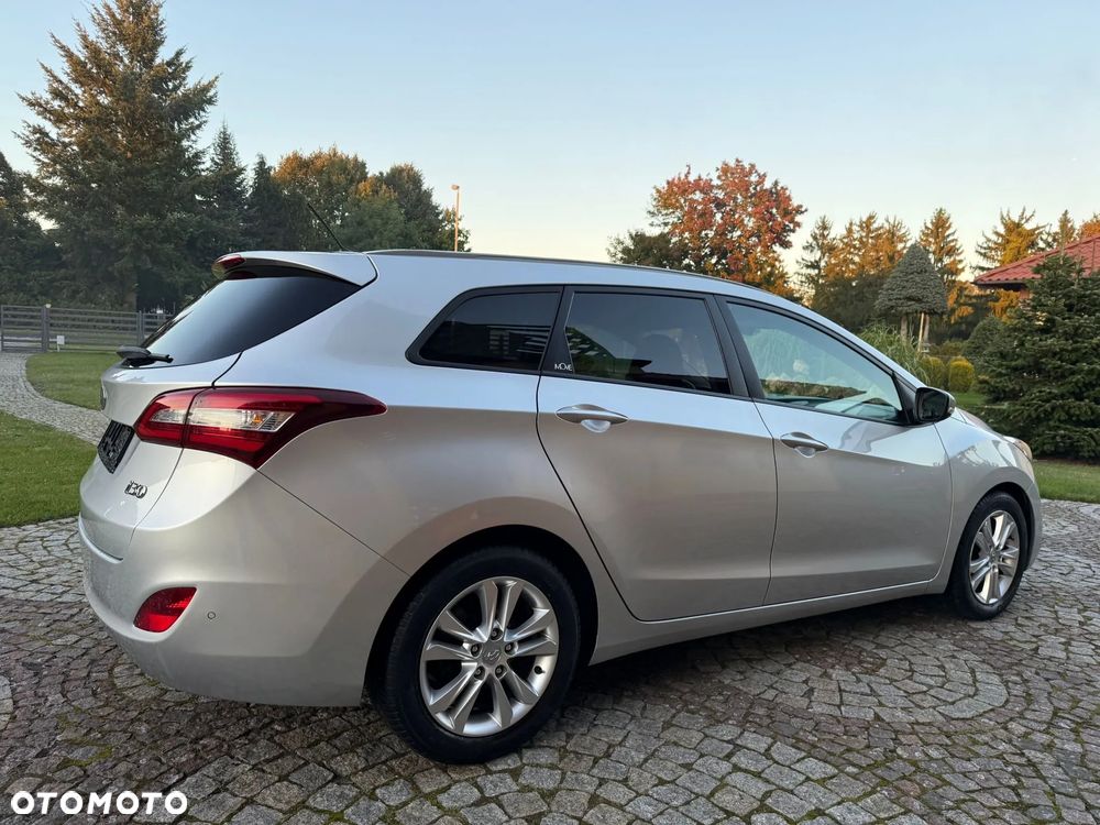 Hyundai i30 1.6 CRDi Premium - 9