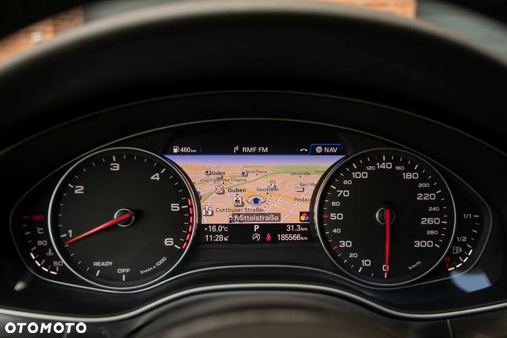 Audi A6 Avant 2.0 TDI Ultra DPF S tronic - 27