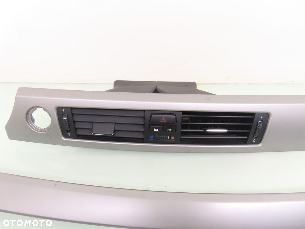 LISTWY DEKORY DESKI SREBRNE  BMW E90 - 14