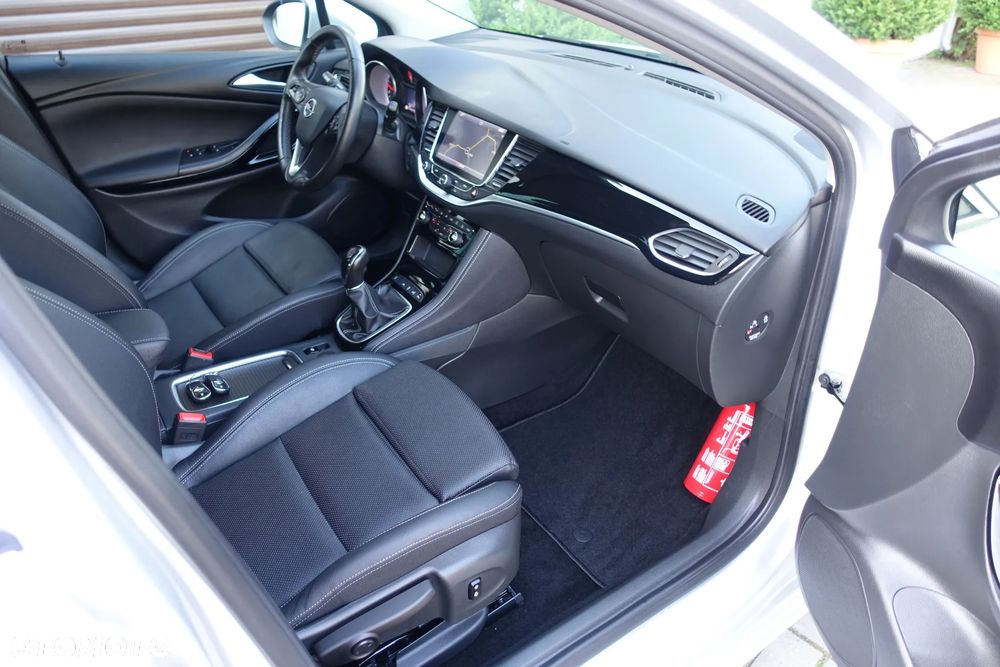 Opel Astra 1.6 D Start/Stop 120 Jahre - 8