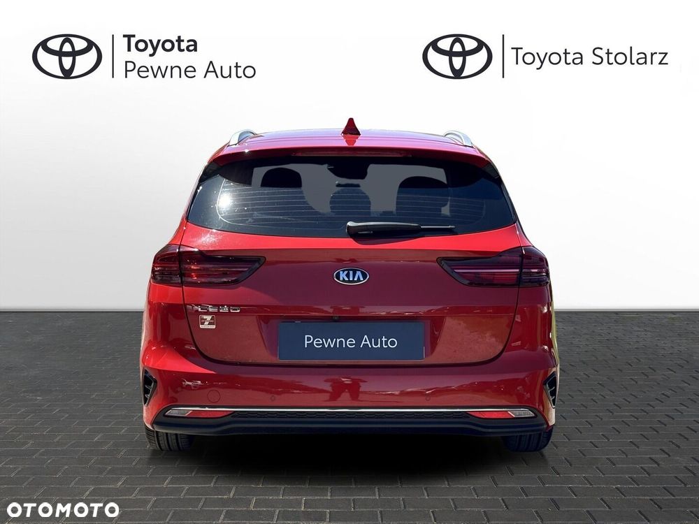 Kia Ceed - 4