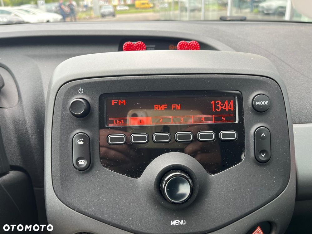 Toyota Aygo x-play - 10
