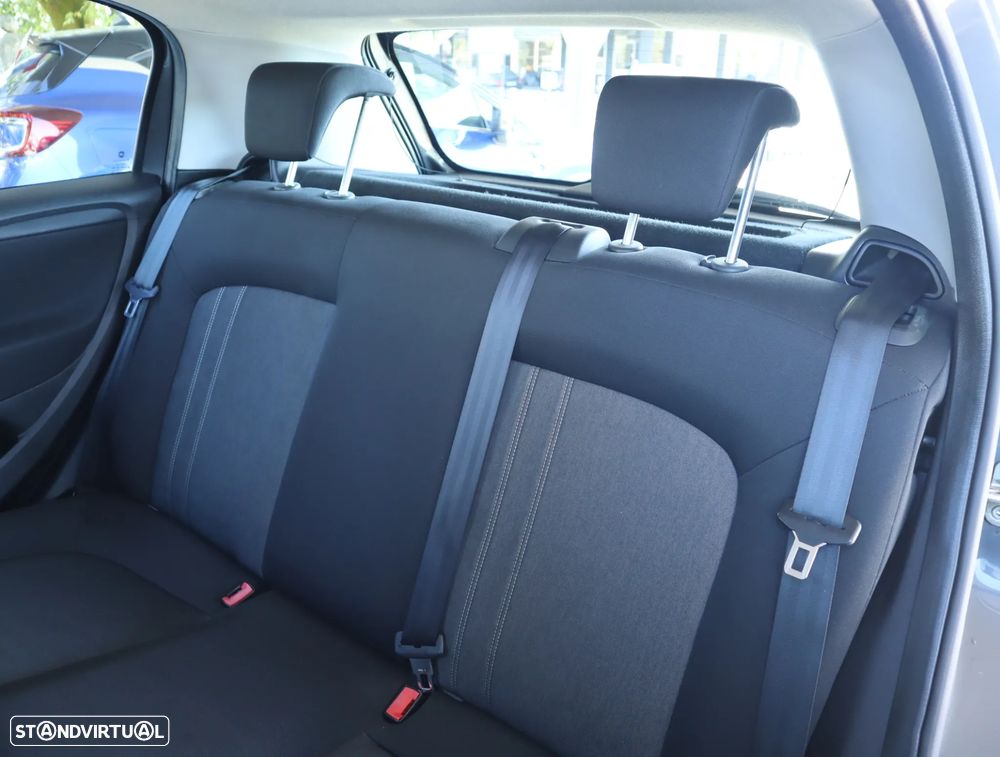 Fiat Punto 1.2 Young S&S - 23