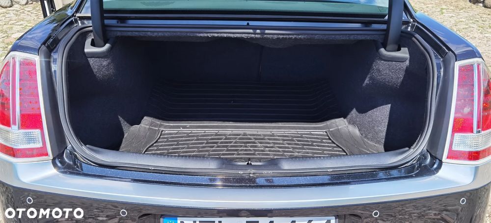 Lancia Thema 3.0CRD Executive - 21