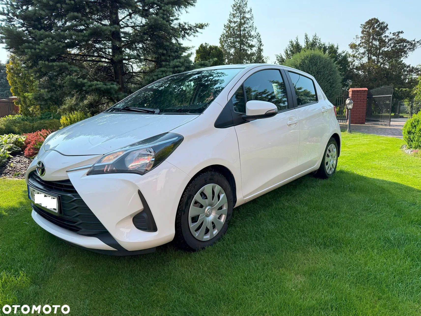 Toyota Yaris - 1