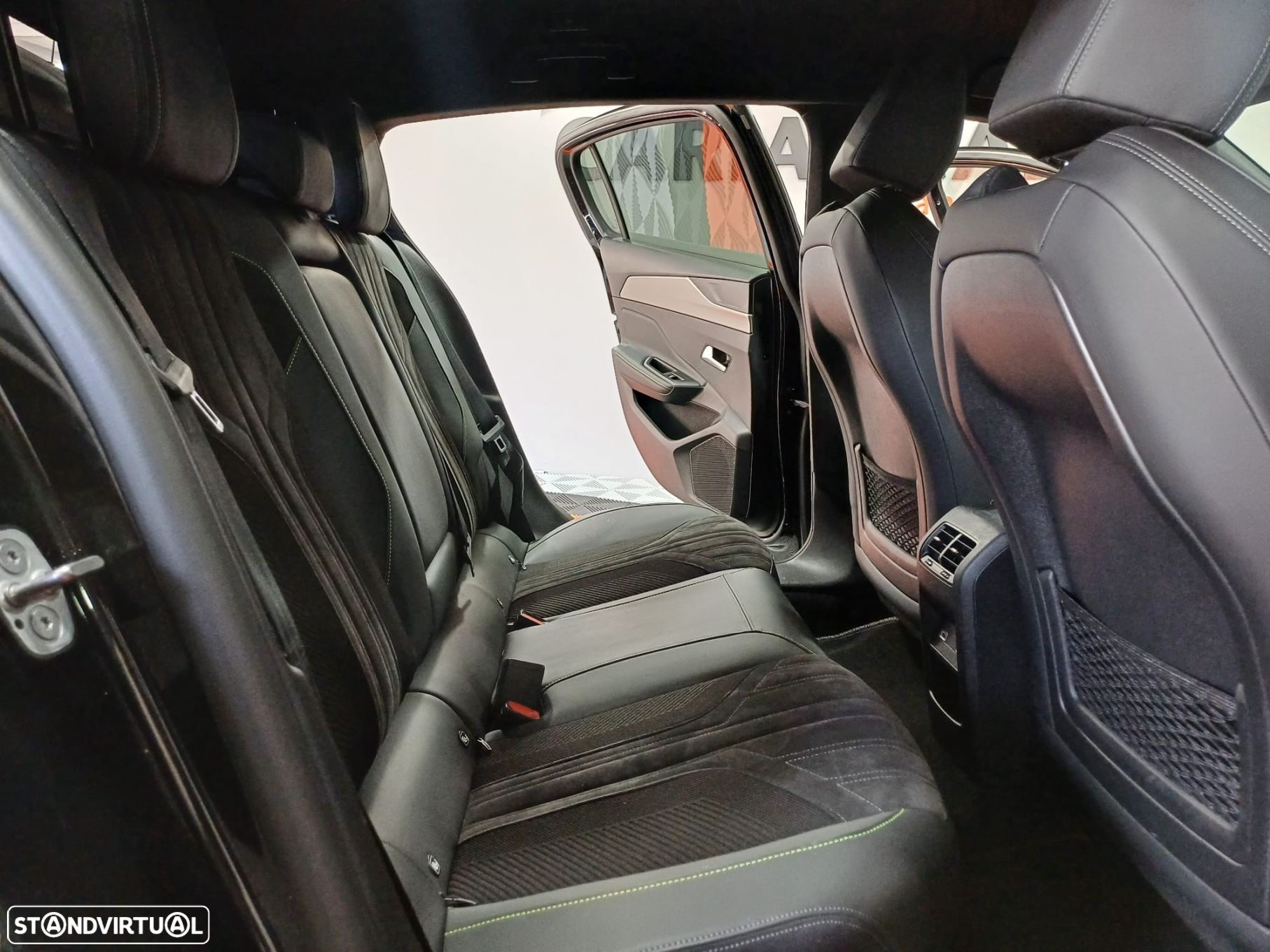 Peugeot 308 1.2 PureTech GT EAT8 - 13