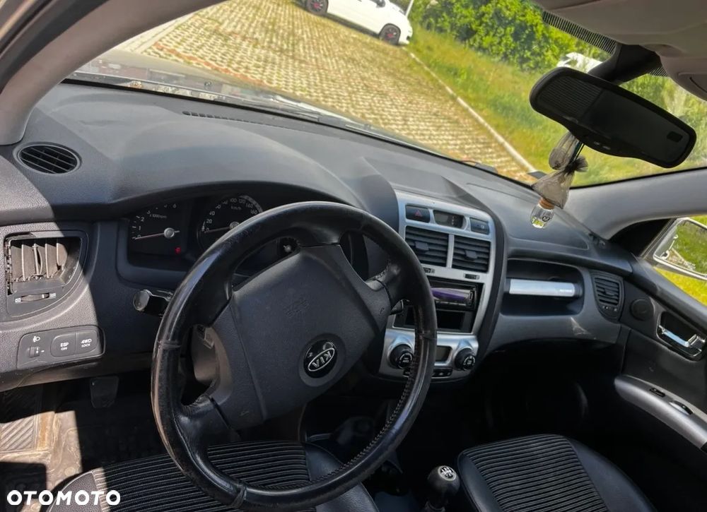 Kia Sportage - 12