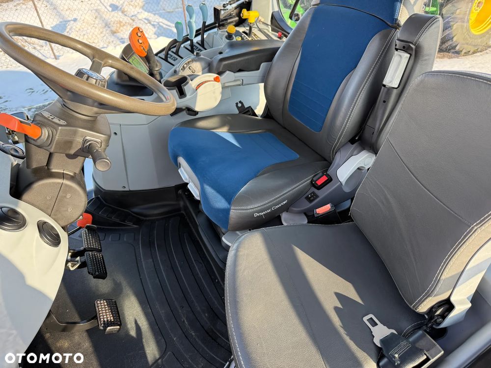 New Holland T 7.210 - 9