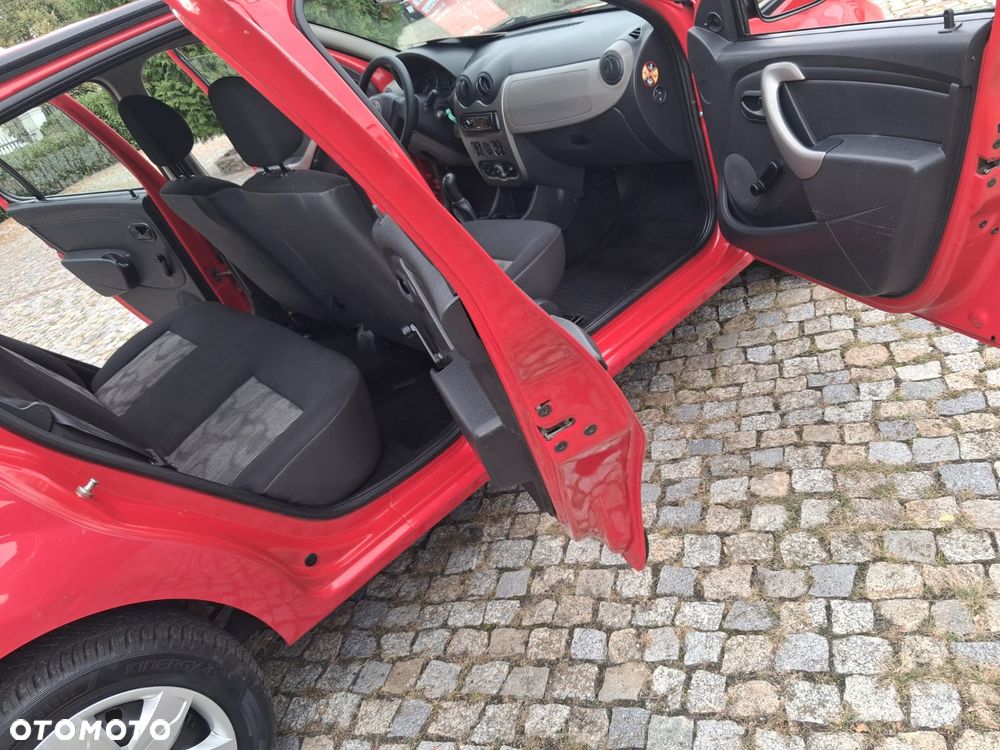 Dacia Sandero - 16