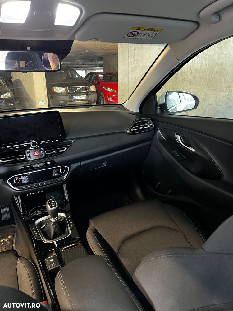 Hyundai i30 1.5 96CP M/T Highway - 9