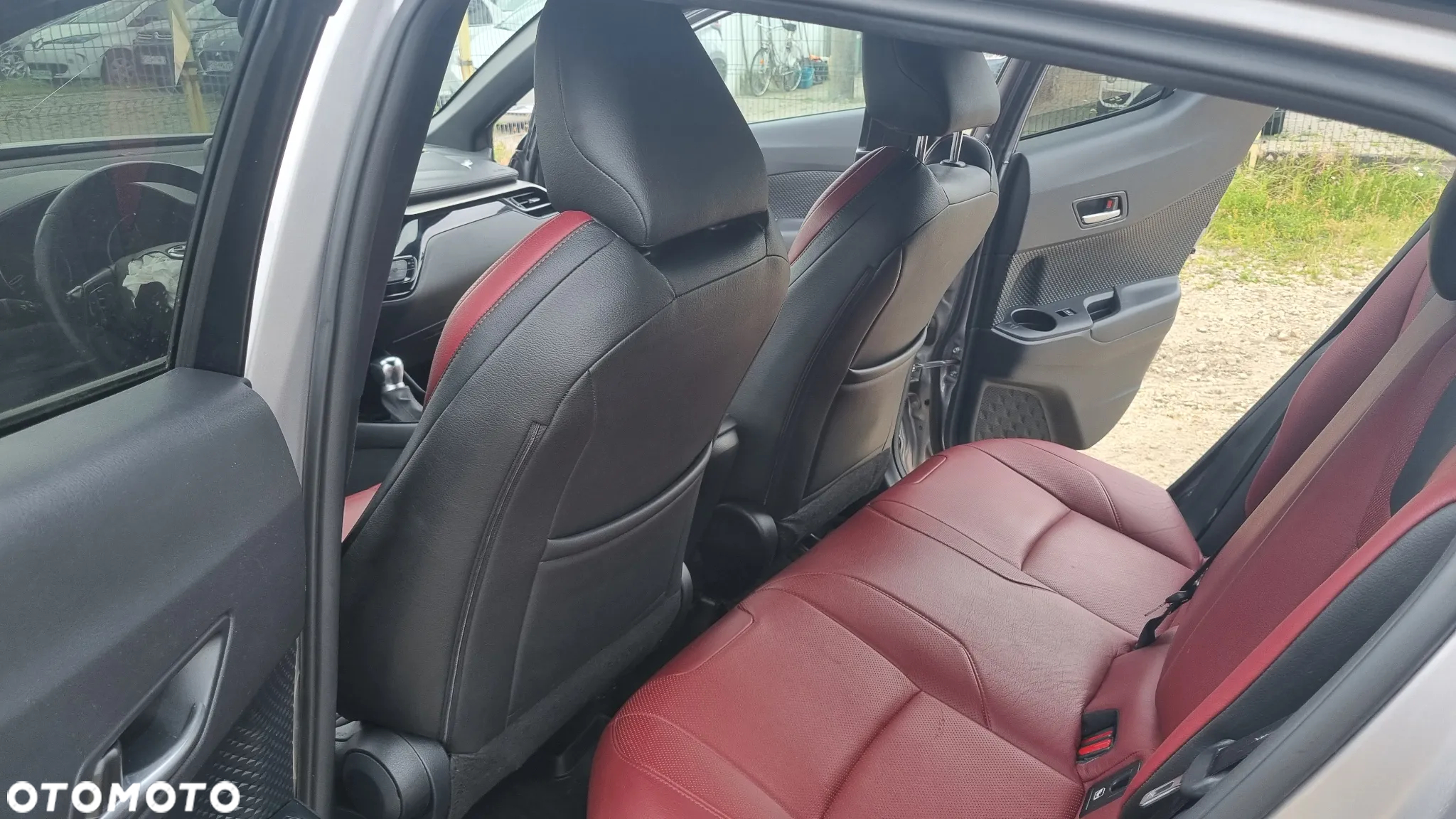 Toyota C-HR 1.8 Hybrid Comfort - 25