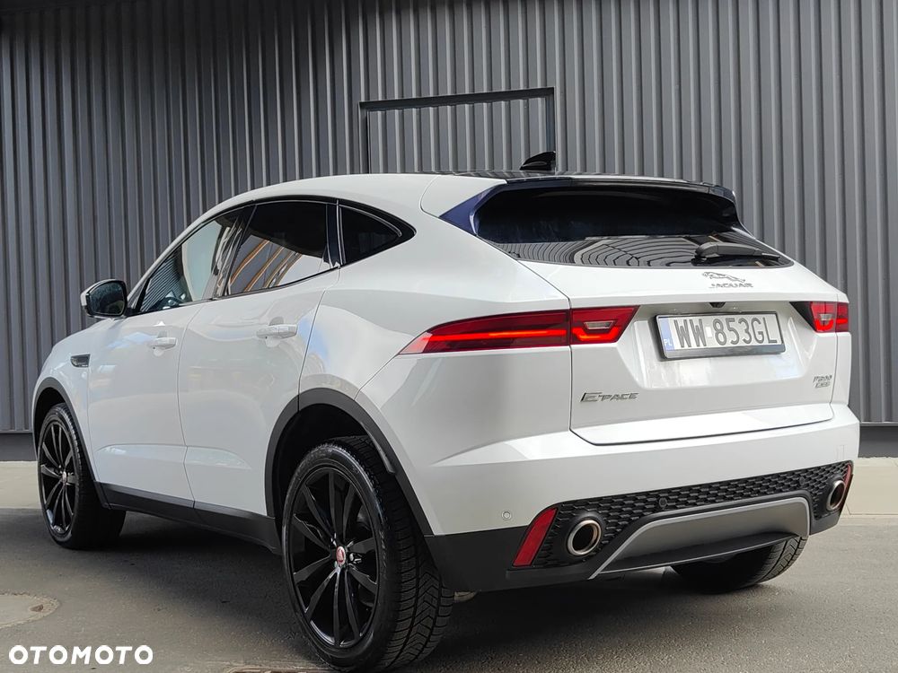 Jaguar E-Pace P300 AWD Sport - 6