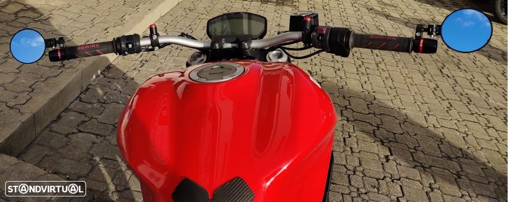 Ducati Monster 821 - 11