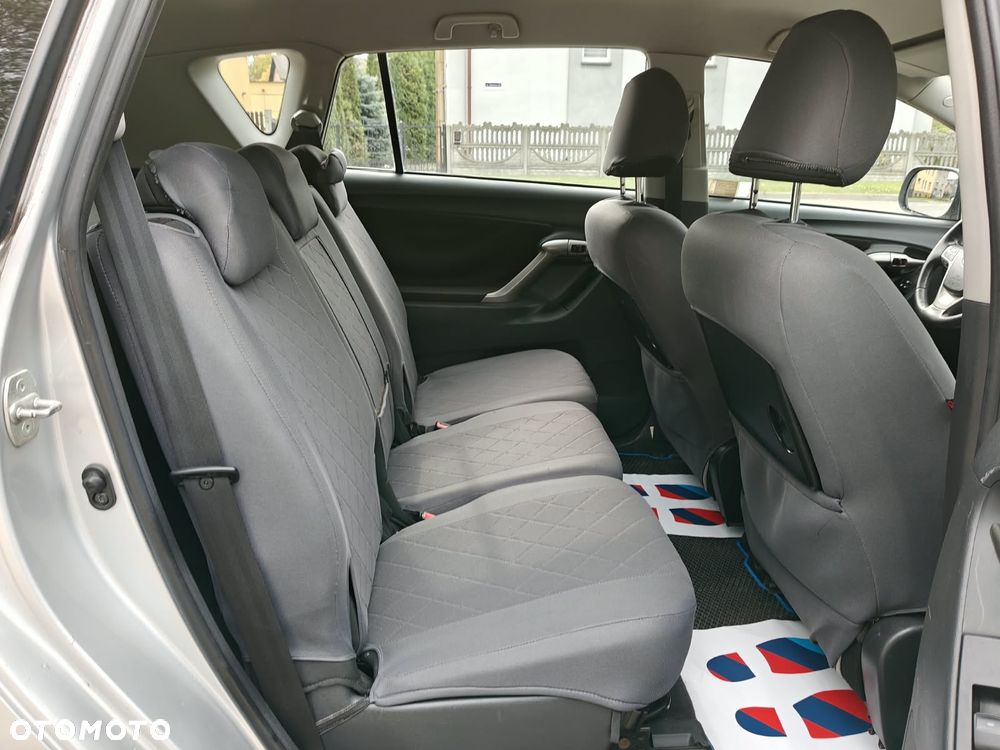 Toyota Verso 2.0 D-4D Premium - 8