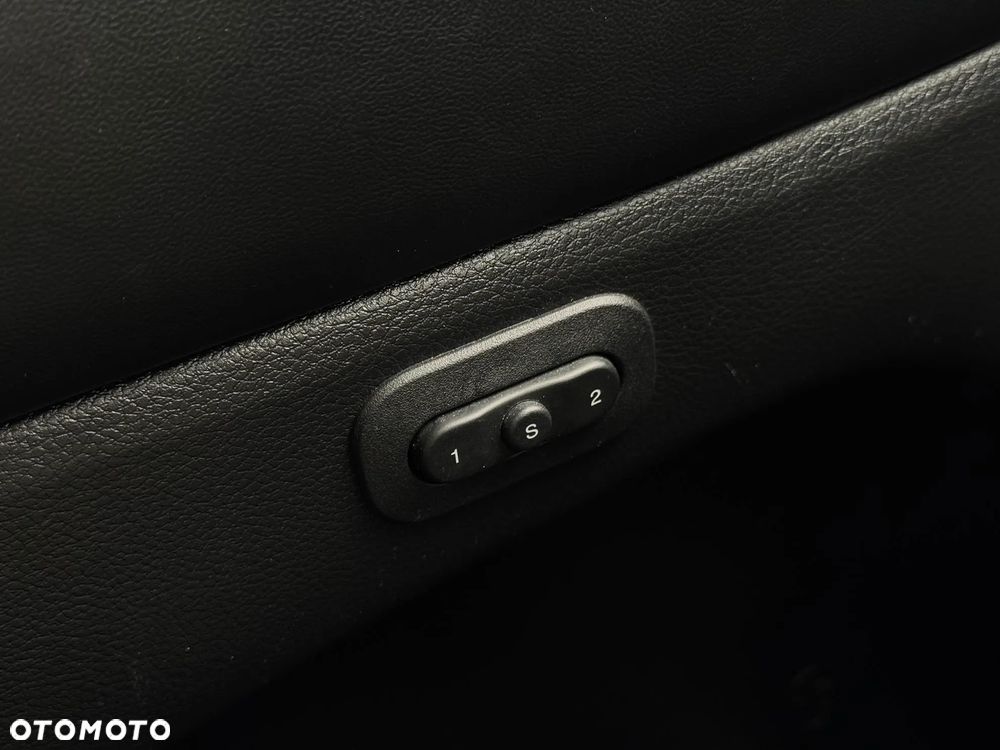 Jeep Grand Cherokee 3.6 V6 Limited - 28