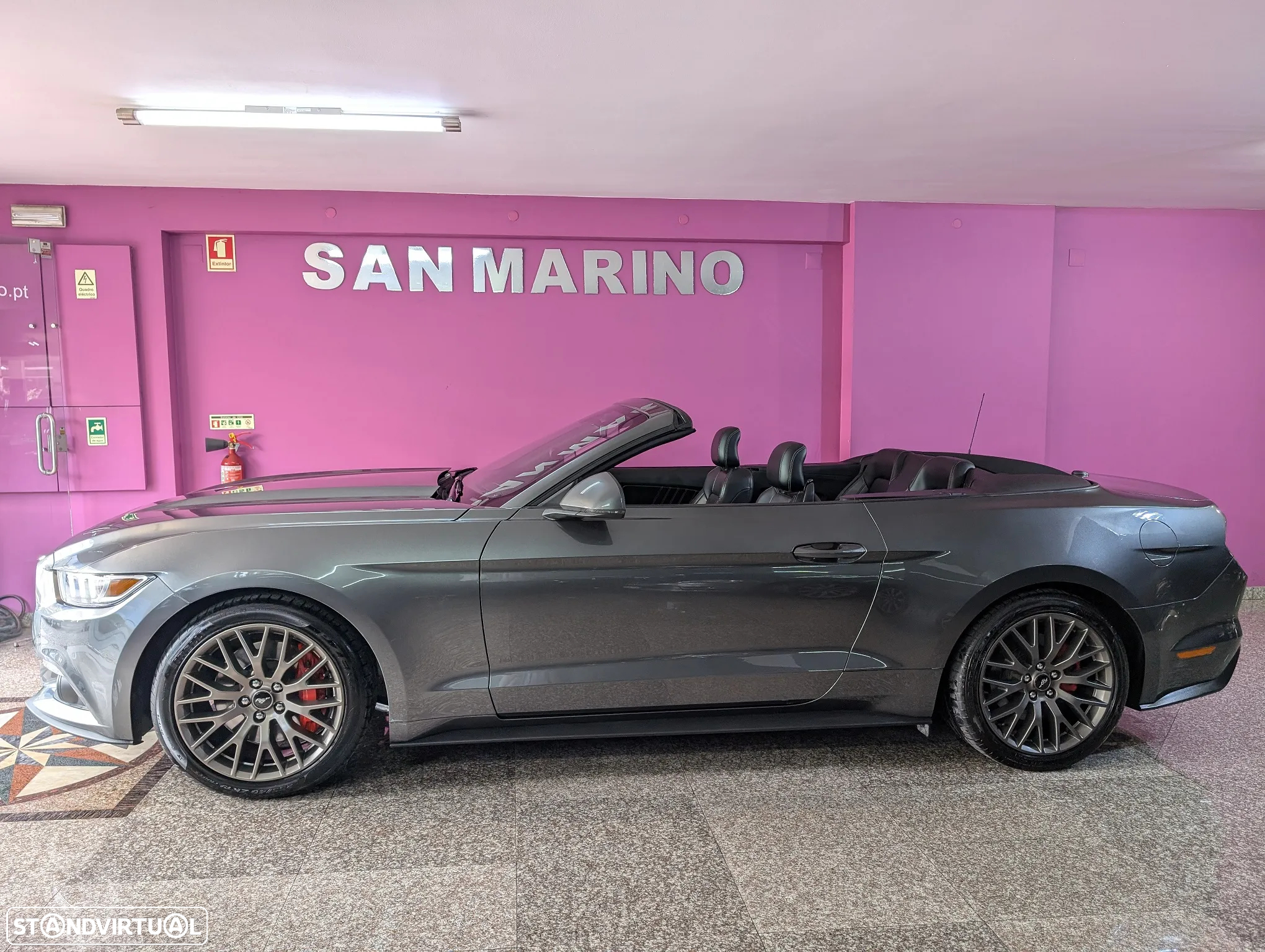 Ford Mustang Cabrio 2.3 Eco Boost - 2
