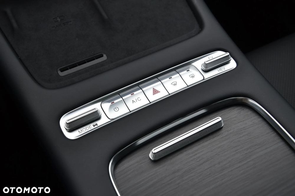 Omoda 7 1.5 T-GDi Super Hybrid Luxury - 18