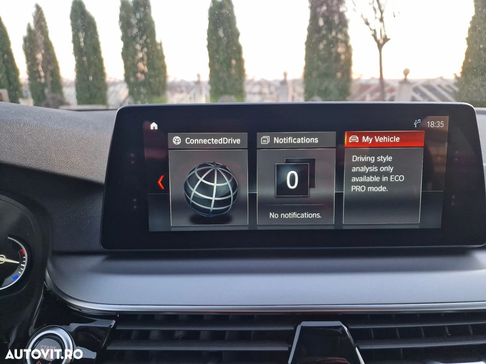 BMW Seria 5 520d AT - 19